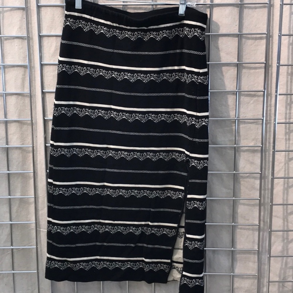 Free People jacquard knit skirt, pull-on, slit, L